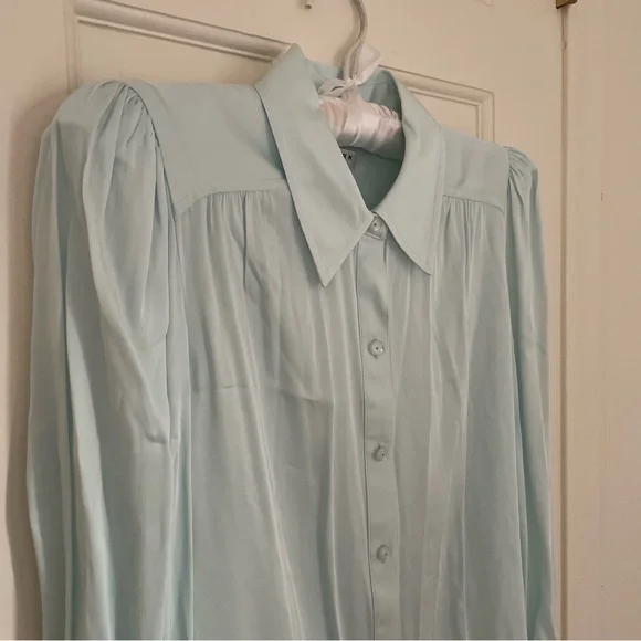 Trina Turk Puff Sleeve Silk Blend Blouse, Blue Frost, Small - Picture 4 of 9